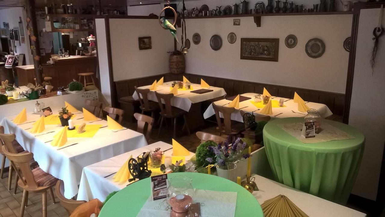 Gasthof Goldener Stern 阿伦 外观 照片